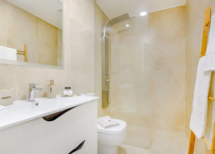 Сasa de vacaciones 4 With Terrace Espinho (Aveiro)